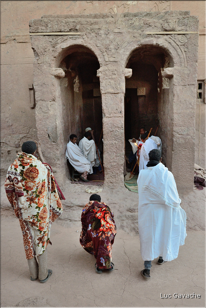 Ferveur à Beta Mariam. (4)