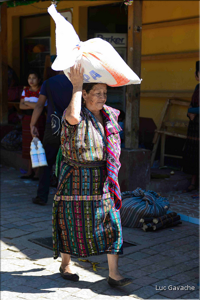 En repartant du marché de Solola. (6)