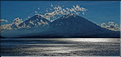 Vue sur le lac Atitlan et ses volcans du village de San Antonio Palopo. (1)