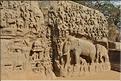 Arjuna's Penance représente la descente du Gange et date du VI et VIII ème siècle. Mahabalipuram. (16)