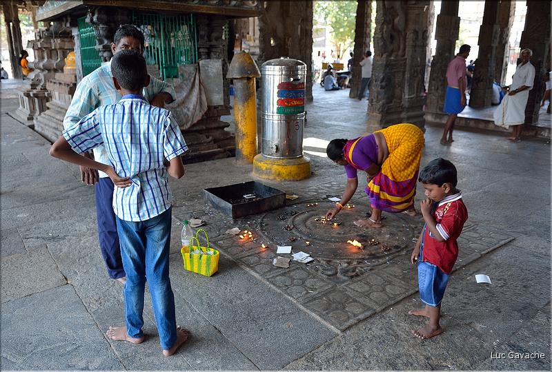 Dans le Temple d'Ekambareshwara de Kanchipuram. (11)