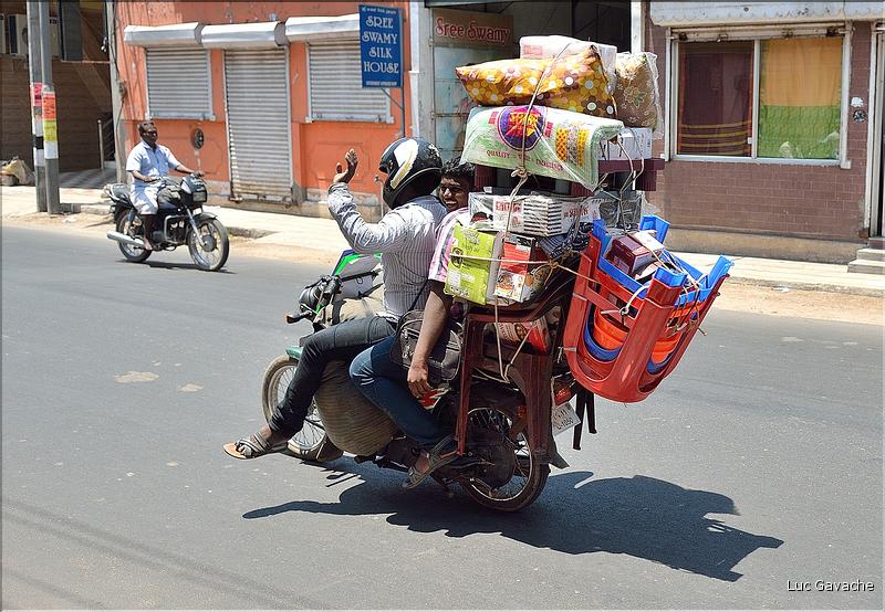 Dans les rues de Kanchipuram. (1)