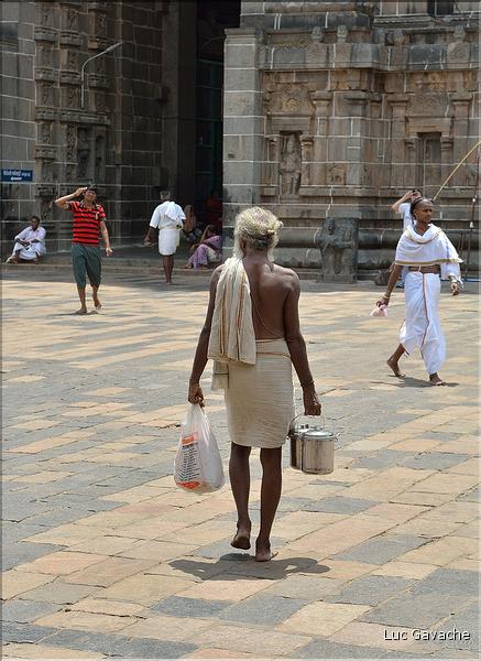 Les Brahmanes du Temple de Shiva Nataraja à Chidambaram. (5)