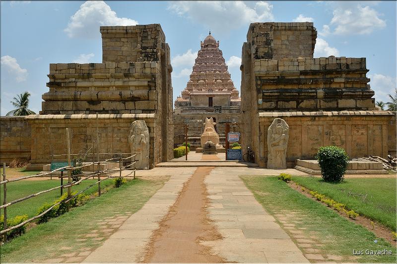 Le temple de Sri Pragadheswarar est dédié à Shiva et date du XI ème siècle. Village de Gangaikondacholapuram. (1)