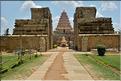 Le temple de Sri Pragadheswarar est dédié à Shiva et date du XI ème siècle. Village de Gangaikondacholapuram. (1)