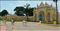 Mysore Palace témoigne de la grandeur des maharajas d'antan. Il est toujours en parti occupé par leur descendant. (21)