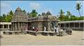 Le Temple de Somathpur entre Mysore et Bengalore date du XIII ème siècle et est dédié à Shiva. (1)