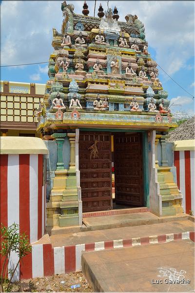 Dans les rues du village de Karaikudi. (1)