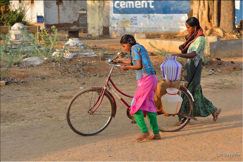 Dans les rues du village de Karaikudi. (19)