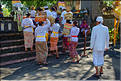 10 La région de Tanah Lot possède plusieurs temples qui attirent de nombreux pèlerins, notamment pendant la fête de Galungan. (7)