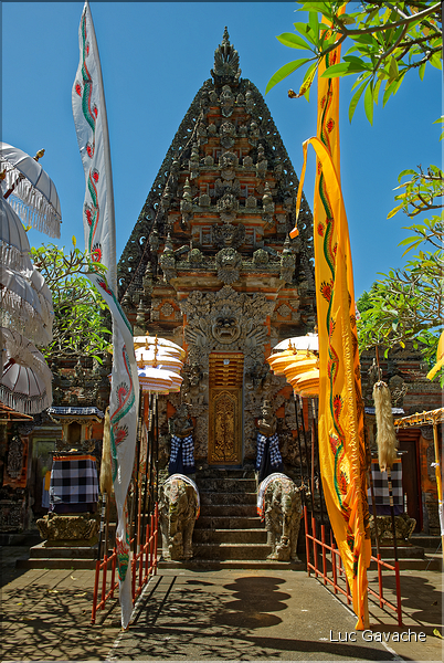 11 Le temple de Pura Taman Pule magnifiquement décoré pour la fête de Galungan. (2)