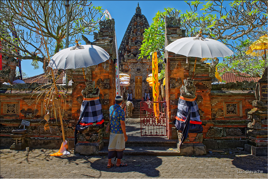 11 Le temple de Pura Taman Pule magnifiquement décoré pour la fête de Galungan. (4)