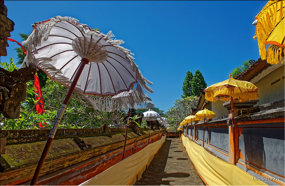 11 Le temple de Pura Taman Pule magnifiquement décoré pour la fête de Galungan. (14)