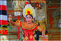 17 Danse traditionnelle balinaise pendant le spectacle du Barong. (6)