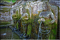 Le temple hindou de Goa Gajah, qui veut dire grotte de l'éléphant, daterait du XIe siècle, on y trouve également des vestiges d'un ancien temple bouddhiste. (6)