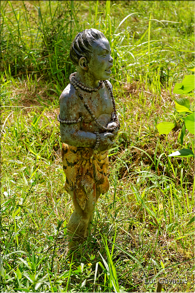 Le temple hindoue de Gunung Kawi se trouve au fond d'une vallée luxuriante. (12)