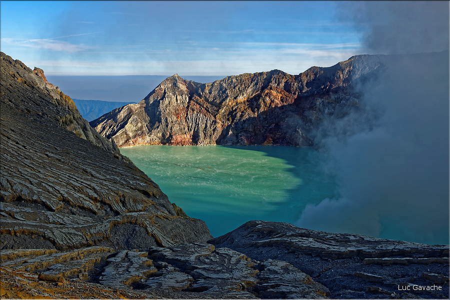Le magnifique lac turquoise du volcan Kawah Ijen. (4)