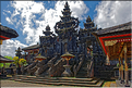 Besakih ne compte pas moins de 23 temples, les plus anciens dateraient du VIIIe siècle. (9)