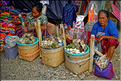 Un des marchés les plus renommés du pays Toraja est celui de Bolu. (8)