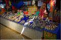 Un des marchés les plus renommés du pays Toraja est celui de Bolu. (38)