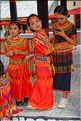 Les jeunes de la famille ont revêtu la tenue traditionnelle Toraja. (21)