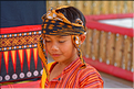 Les jeunes de la famille ont revêtu la tenue traditionnelle Toraja. (30)