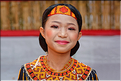 Les jeunes de la famille ont revêtu la tenue traditionnelle Toraja. (32)