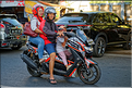 Scènes de vie dans les rues de Makassar. (14)