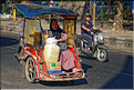 Scènes de vie dans les rues de Makassar. (15)