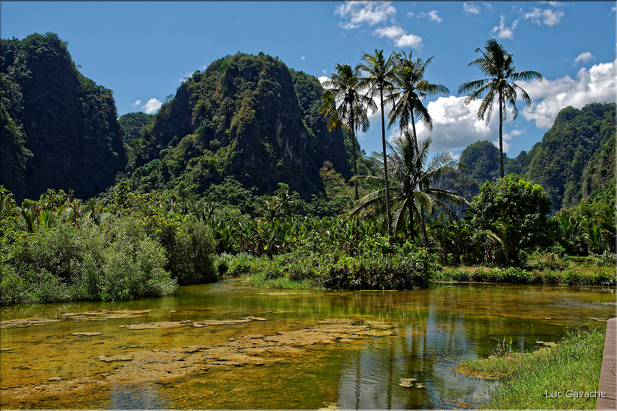 Le village de Berua dans la magnifique région karstique de Ramang Ramang. (14)
