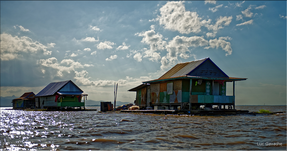 Le lac Tempe abrite la communauté des pêcheurs Bugi qui vivent sur des maisons flottantes. (3)