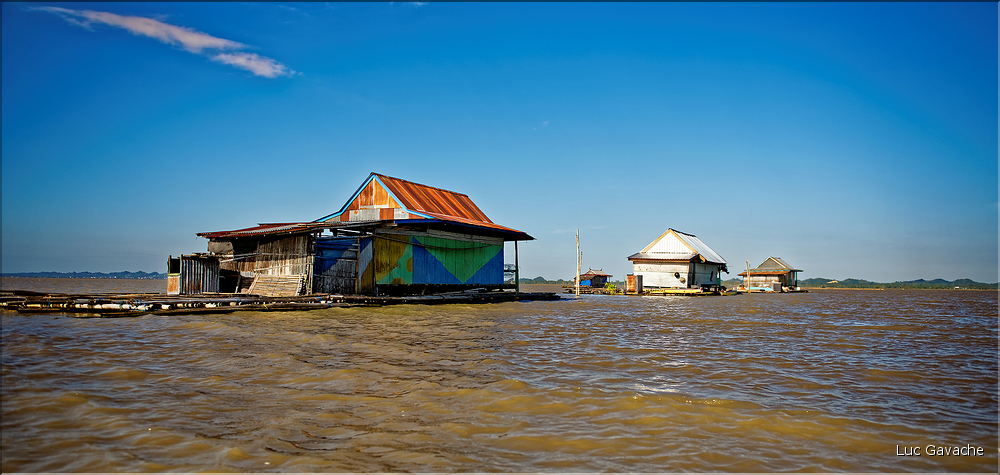 Le lac Tempe abrite la communauté des pêcheurs Bugi qui vivent sur des maisons flottantes. (6)