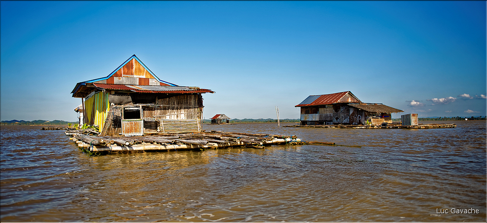 Le lac Tempe abrite la communauté des pêcheurs Bugi qui vivent sur des maisons flottantes. (8)