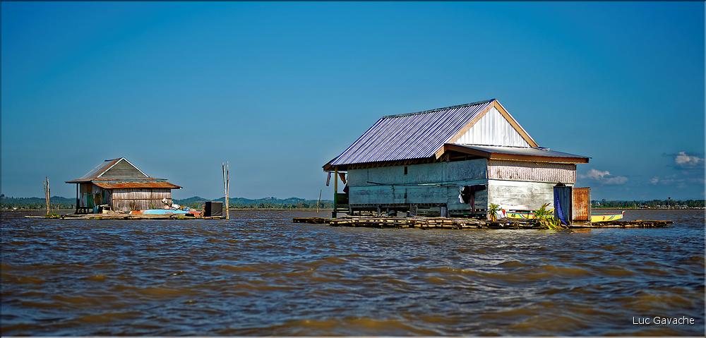 Le lac Tempe abrite la communauté des pêcheurs Bugi qui vivent sur des maisons flottantes. (9)