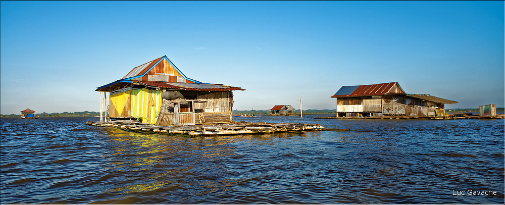 Le lac Tempe abrite la communauté des pêcheurs Bugi qui vivent sur des maisons flottantes. (14)