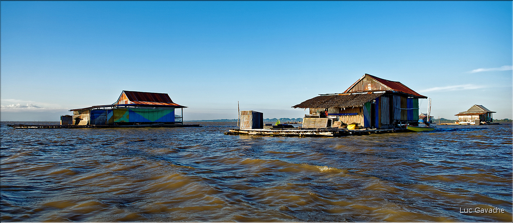 Le lac Tempe abrite la communauté des pêcheurs Bugi qui vivent sur des maisons flottantes. (16)
