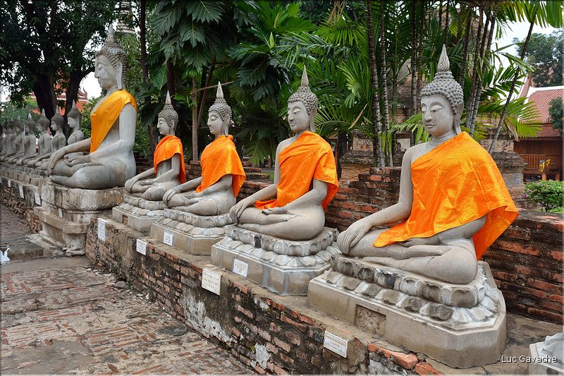 Le Wat Yai Chai Mongkon d'Ayatthaya fut érigé en 1592. (23)