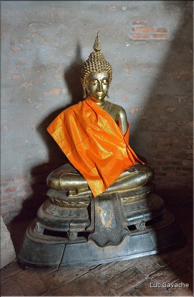 Le Wat Yai Chai Mongkon d'Ayatthaya fut érigé en 1592. (26)