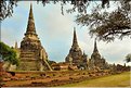 D'inspitation Sri-Lankaise, le Wat Phra Sri Sanphet d'Ayatthaya date de la fin du XV ème siècle. (1)