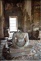 Plus au nord, Lopburi possède également des vestiges de style Khmère. (6)