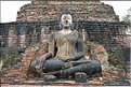 Wat Mahathat était réservé à la famille royale, lorsque Sukhotha était la capitale du royaume du Siam à partir du début du XIII ème siècle. (11)