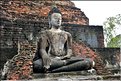 Wat Mahathat était réservé à la famille royale, lorsque Sukhotha était la capitale du royaume du Siam à partir du début du XIII ème siècle. (13)