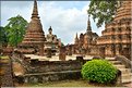 Wat Mahathat était réservé à la famille royale, lorsque Sukhotha était la capitale du royaume du Siam à partir du début du XIII ème siècle. (21)