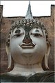 Le Wat Sri Chum de Sukhotai abrite un bouddha assis de plus de 14 mètres de haut. (4)