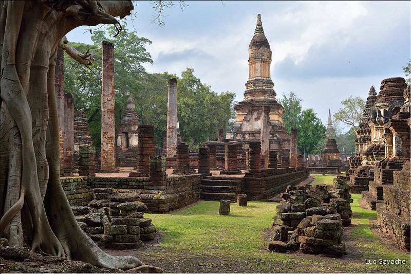Wat Chedi Chet Thaeo à Sri Satchanalai. (3)