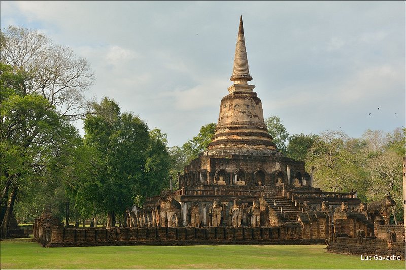 Wat Chang Lom à Sri Satchanalai. (1)