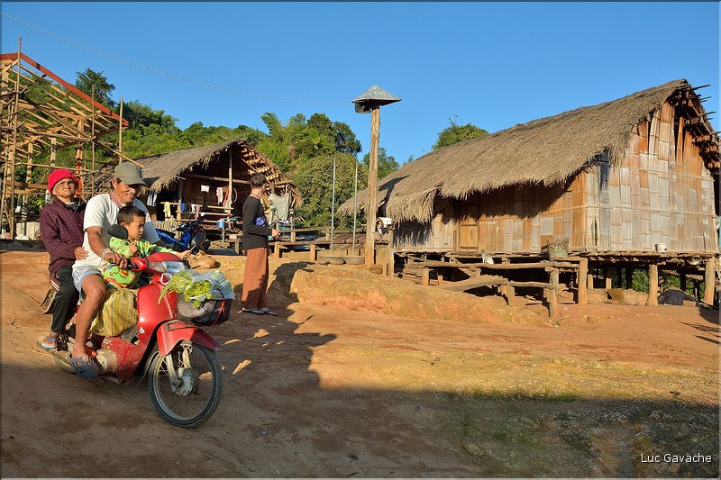 Le village Yafu est peuplé de l'ethnie Lahu qui est originaire de Birmanie. (18)