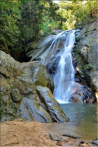 Cascade Huay Mae Xai entre le village de Yafu et de Arpha. (1)