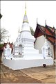 Le temple bouddhiste de Wat Pratupong de Lampang au petit jour. (3)