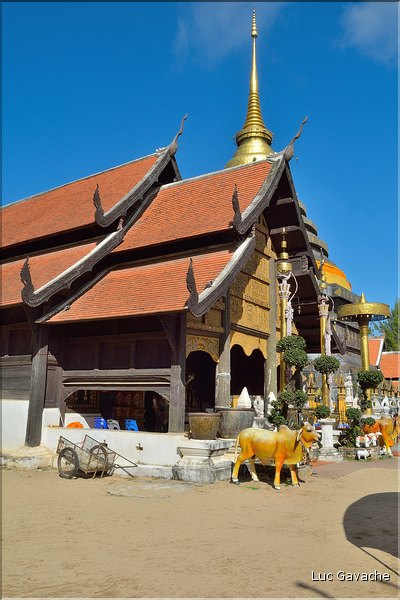 Les temples bouddhistes de Phra That Lampang Luang datent pour certains du XV ème siècle. (11)